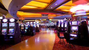 superph Casino live dealer table games available to Filipino players on mobile